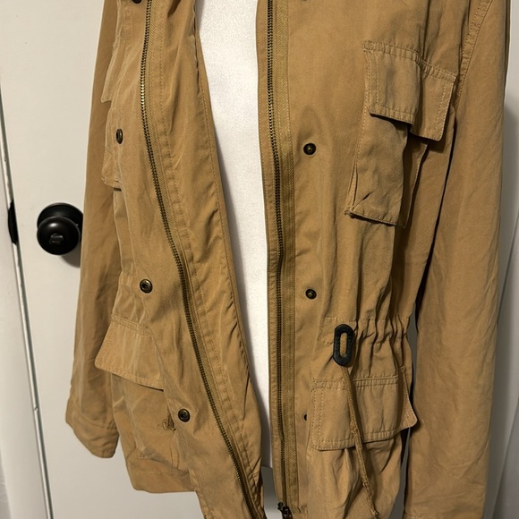 Jacket - Picture 4 of 7